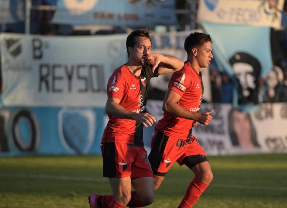Bernardi le dio a Colón un triunfo clave en el final