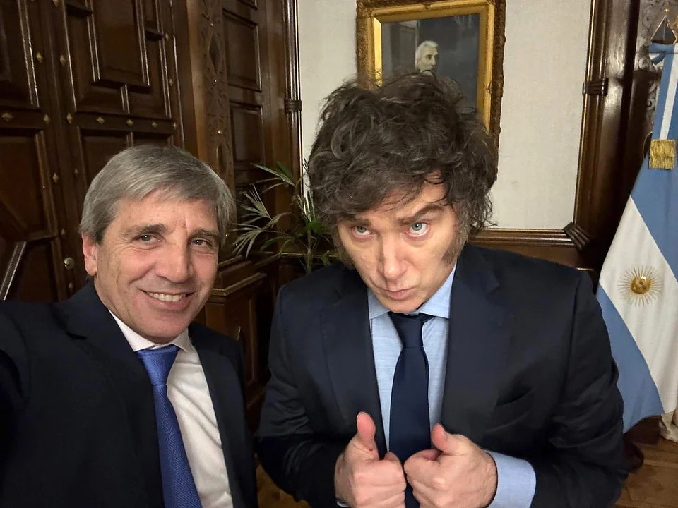 Milei celebró el dato de inflación de mayo y felicitó a Luis Caputo.