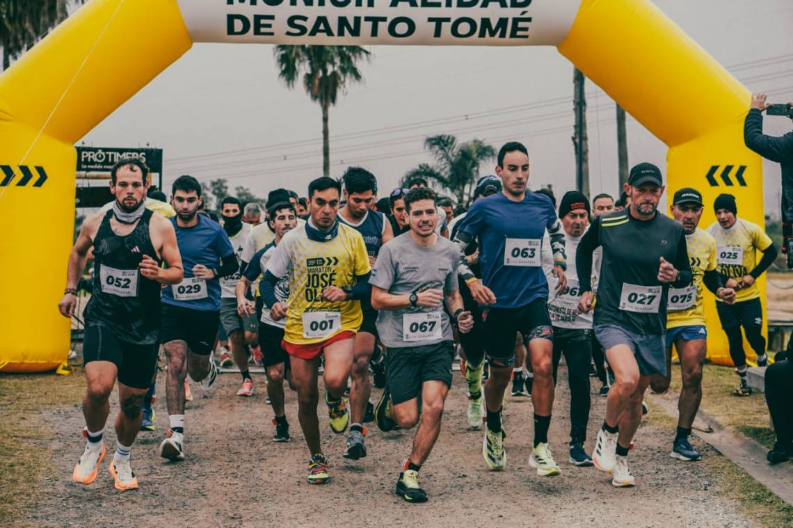 Más de 100 atletas participaron de la 39ª edición del Maratón “José Oliva”