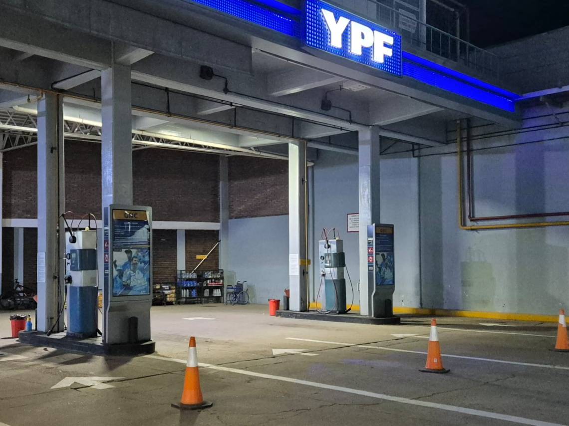 Otra jornada sin GNC en la ciudad: el suministro seguirá interrumpido hasta el viernes por la tarde