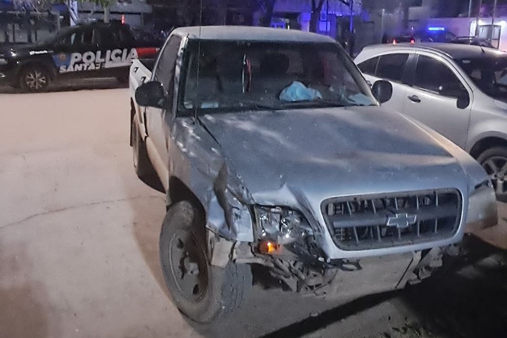 Un hombre fue aprehendido tras provocar un choque con heridos y huir del lugar