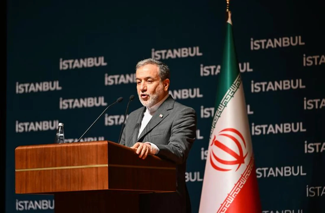 Lo afirma el canciller: Irán no puede renunciar al enriquecimiento nuclear