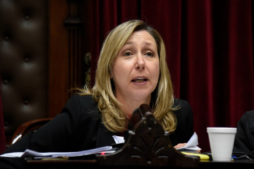 Bregman calificó la elección como “parte de un chantaje feroz de Estados Unidos”