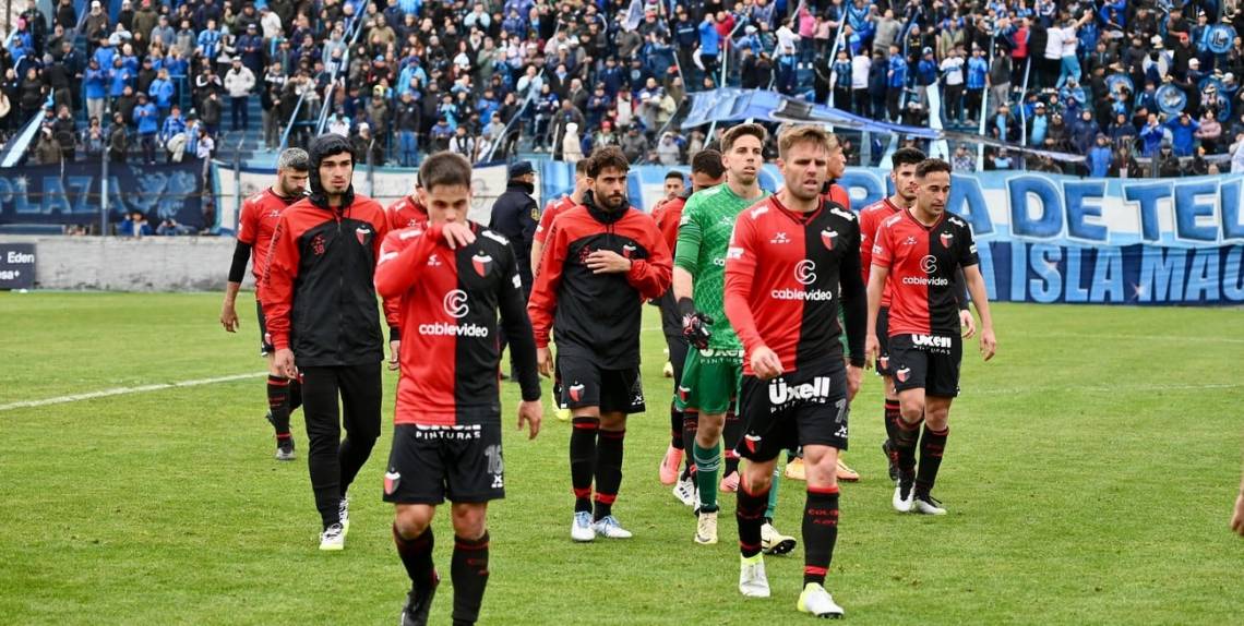 Colón volvió a perder y se hunde en la Primera Nacional