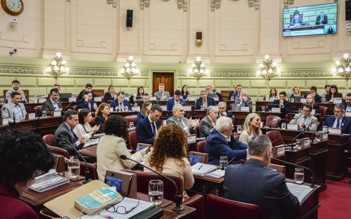 La Convención Reformadora aprobó la nueva Carta Magna de Santa Fe