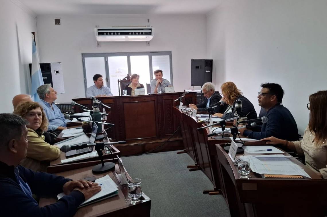 Reclamos por el agua: vecinales fueron recibidas en el Concejo y el Municipio informó las obras en marcha