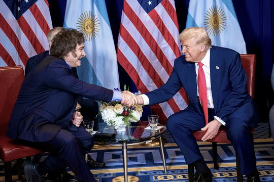 Javier Milei viaja a Estados Unidos a reunirse con Donald Trump tras el auxilio financiero