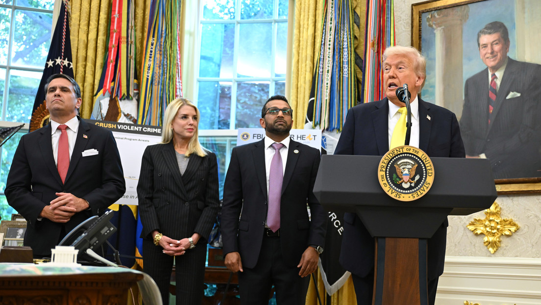 Trump confirmó que autorizó a la CIA a operar en Venezuela y evalúa acciones militares terrestres