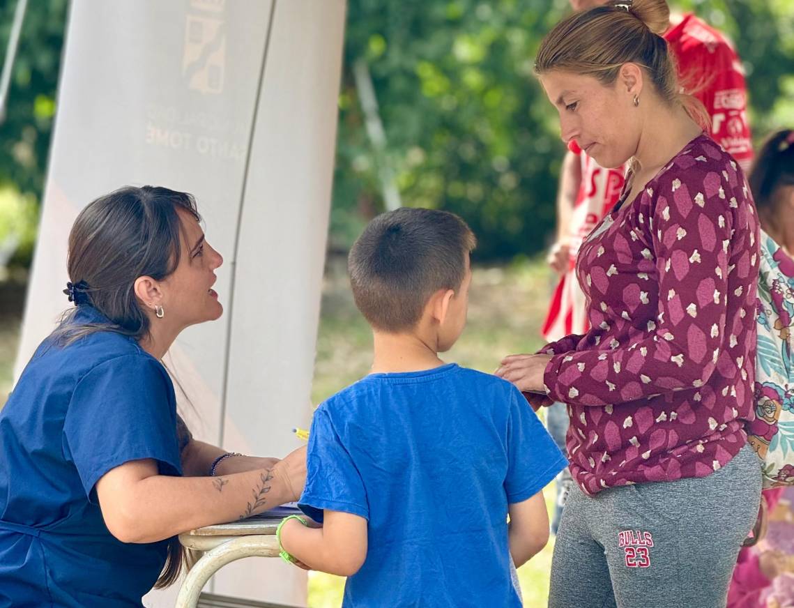 En barrio Costa Azul la Municipalidad puso en marcha un programa contra la malnutrición infantil