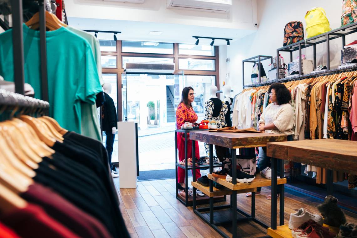 Consumo en baja: las pymes vendieron menos en octubre y persiste la cautela en el sector