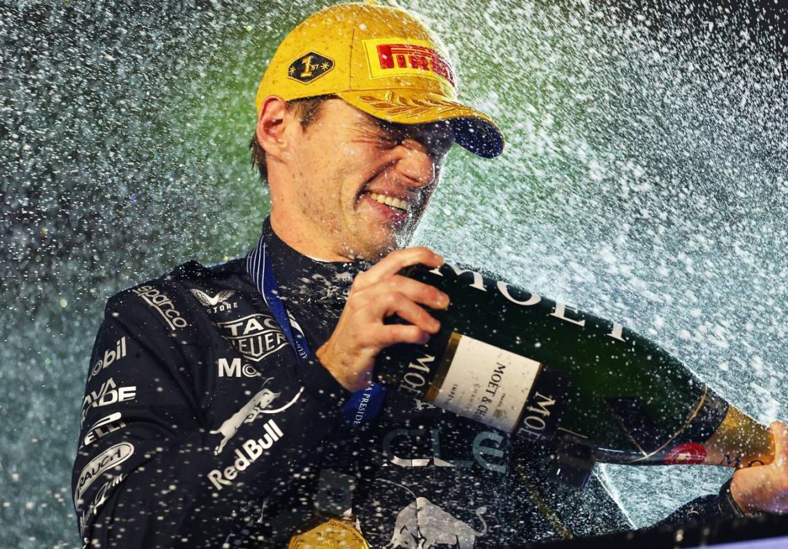 Verstappen ganó en Las Vegas, descalificaron a los McLaren y se reaviva la pelea por el campeonato