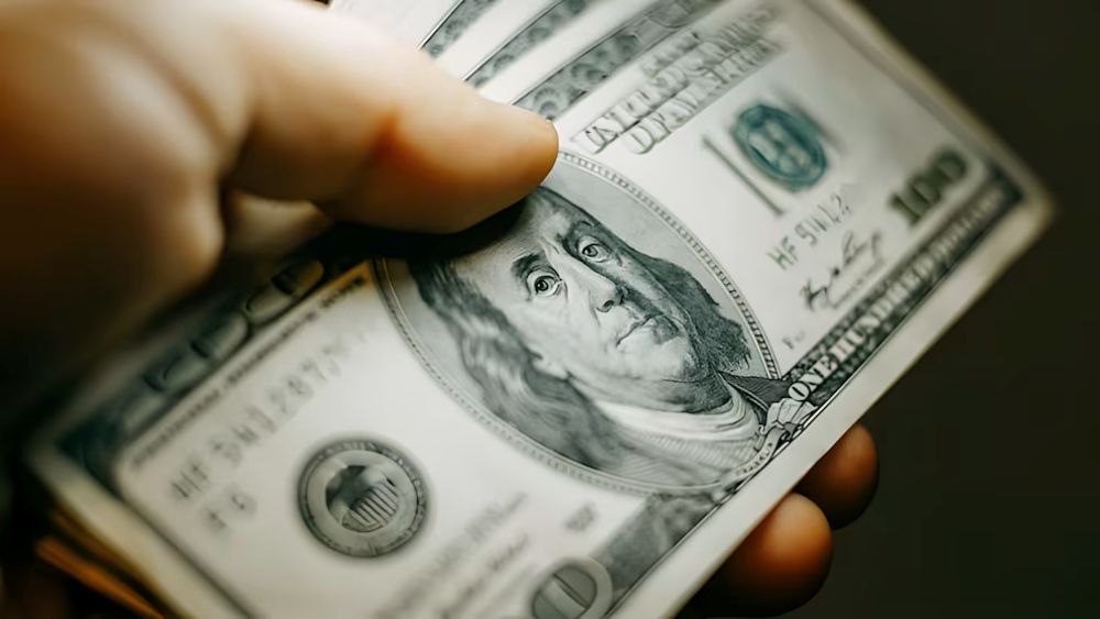 Nueva presión cambiaria: el dólar subió por cuarto día consecutivo