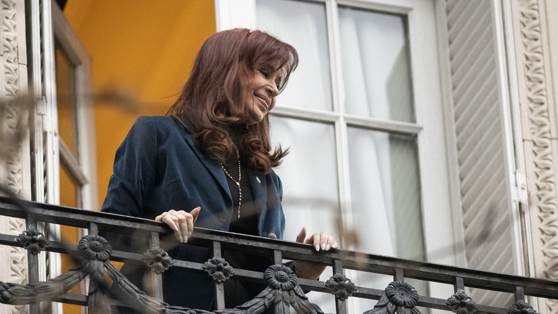 Cristina Fernández de Kirchner volvió a cuestionar al Gobierno: “La economía está en caída libre”