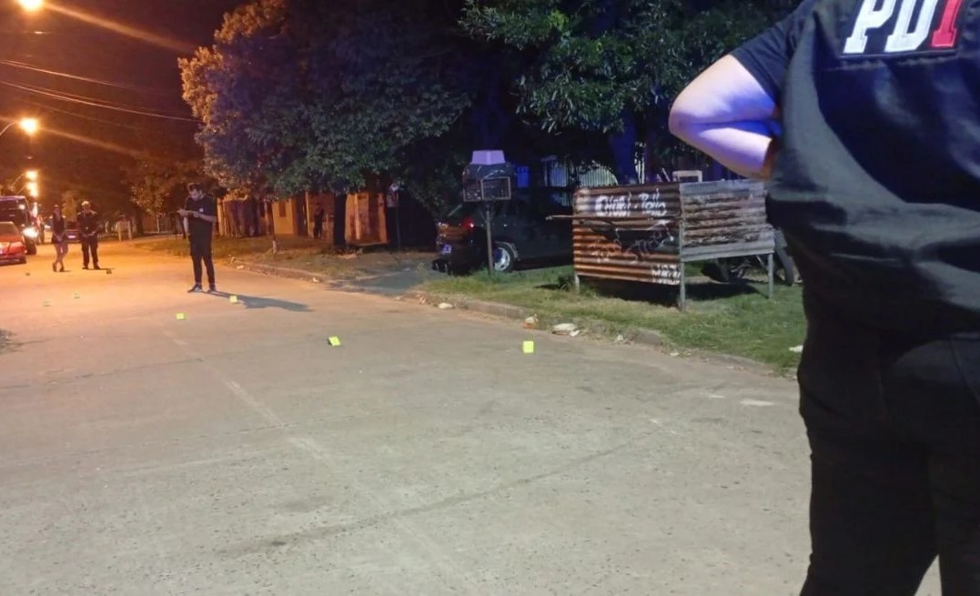 Un hombre de 40 años está en estado crítico tras un violento ataque a balazos en barrio Loyola