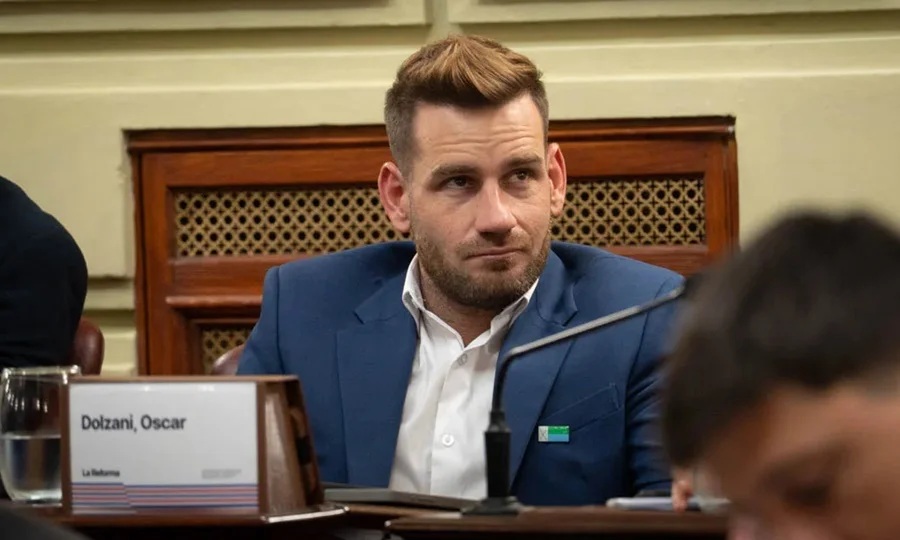 Amplían la denuncia contra el senador Dolzani y aportan un video como nueva prueba