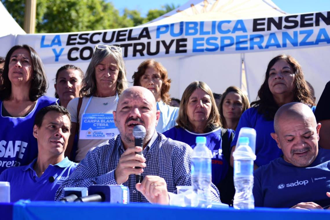 Desde AMSAFE reclaman que los trabajadores de la educación