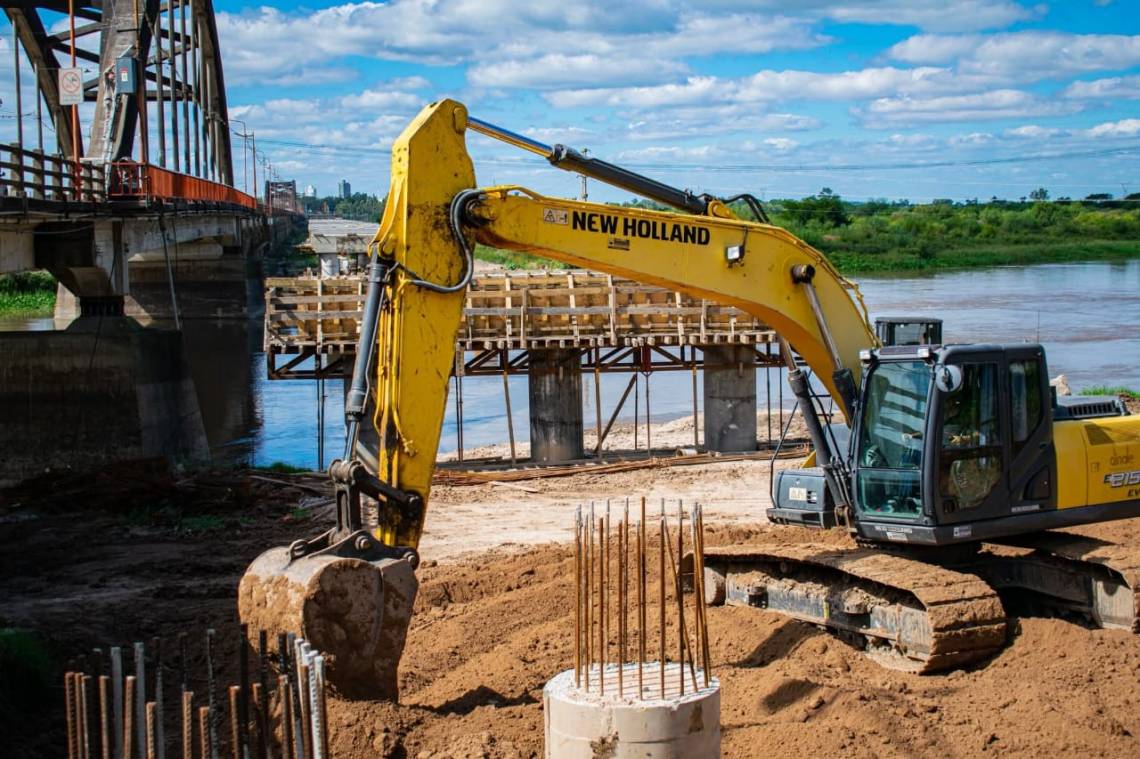 Comenzaron las obras en la cabecera santotomesina del nuevo puente