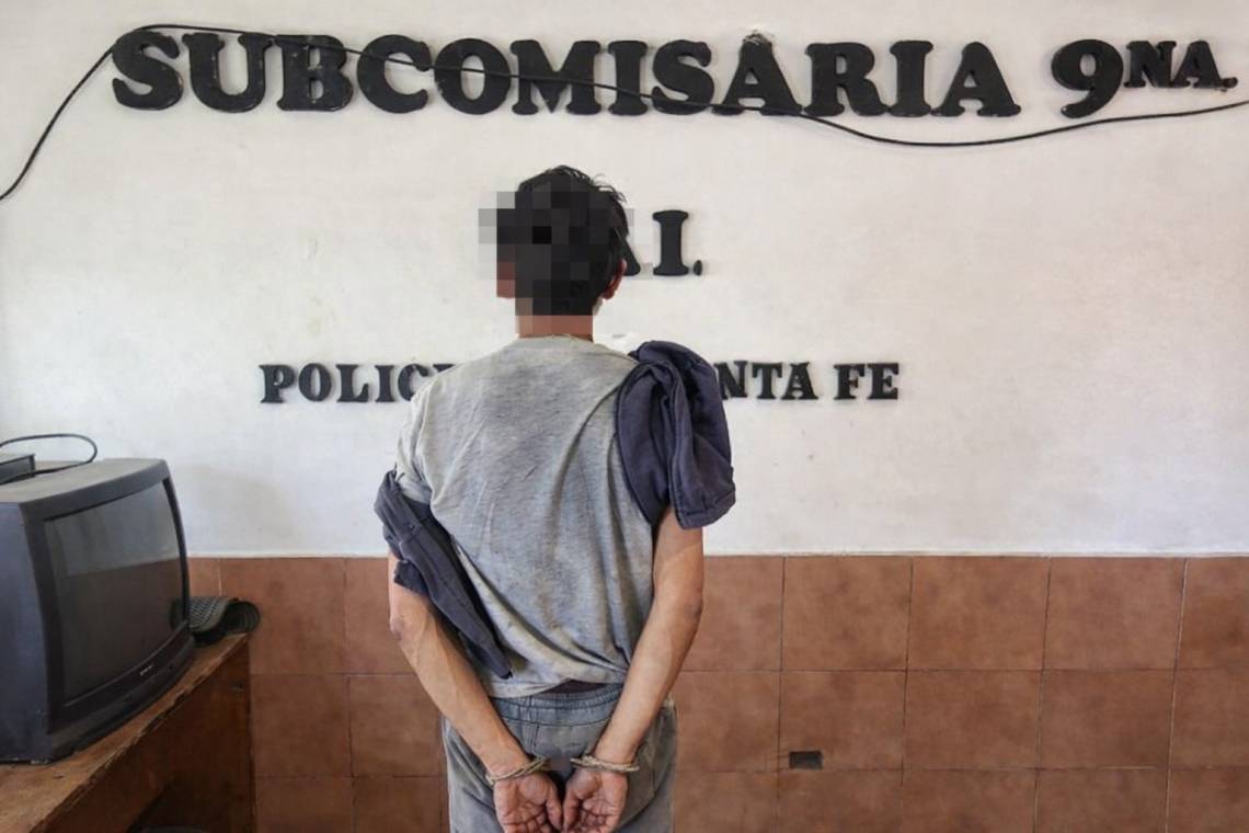 La policía aprehendió a un hombre que fue retenido tras intentar robar en un supermercado