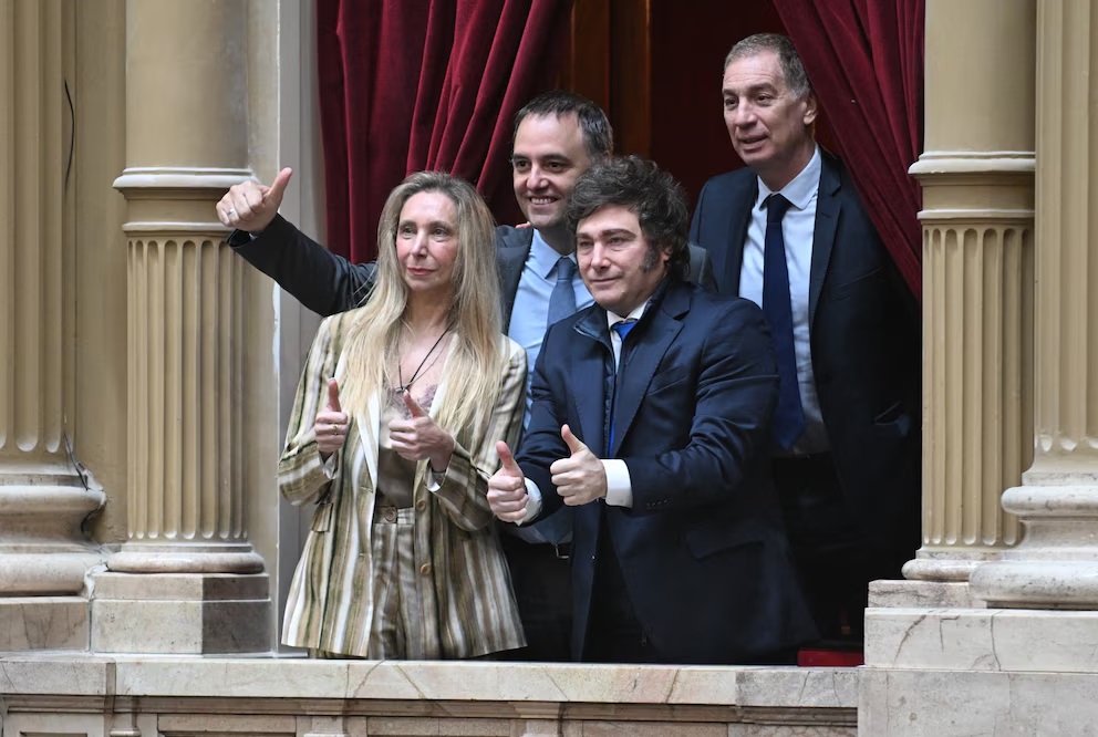Milei ratificó su apoyo a Adorni: “No voy a ejecutar a una persona honesta”