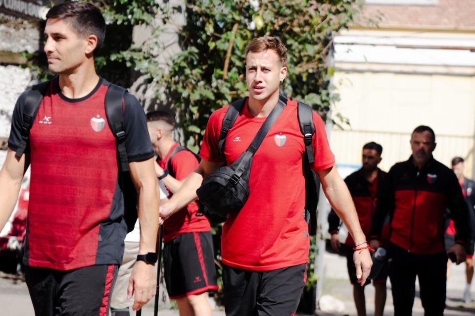 Colón visita a Estudiantes de Buenos Aires con la mira puesta en seguir prendido arriba
