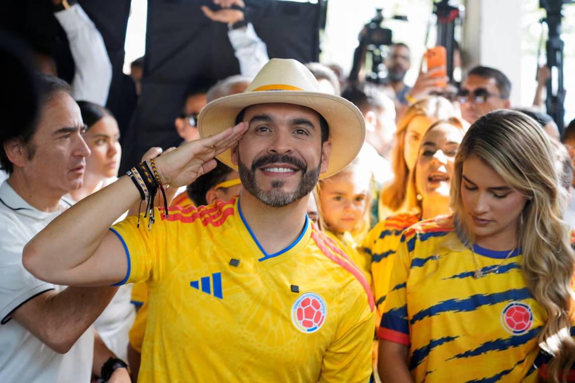 Colombia: Abelardo de la Espriella se impone en el conteo preliminar, pero la elección sigue abierta