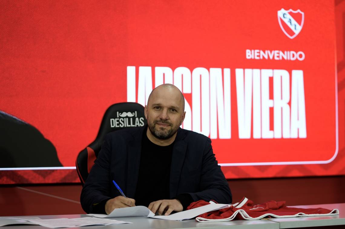 Independiente vuelve a tener un entrenador extranjero después de 16 años