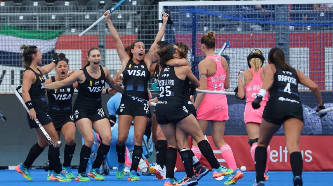 Las Leonas vencieron a Alemania y quedaron a un paso de avanzar en el Mundial