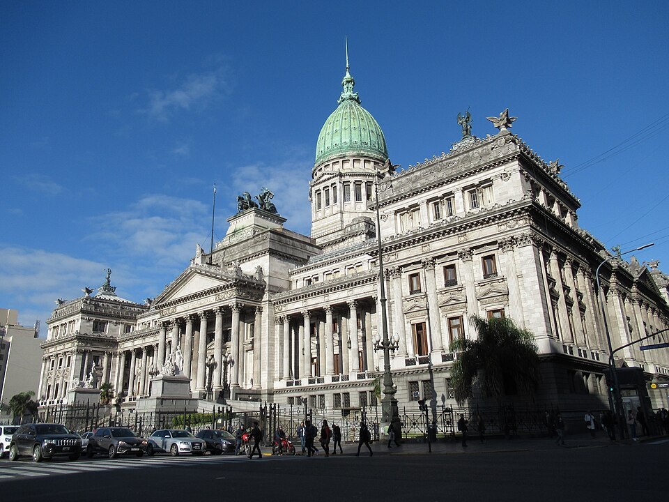 El Gobierno envió al Congreso el proyecto de “Super-RIGI” para atraer inversiones millonarias