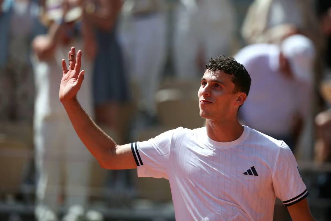 Batacazo de Juan Manuel Cerúndolo: eliminó a Sinner de Roland Garros