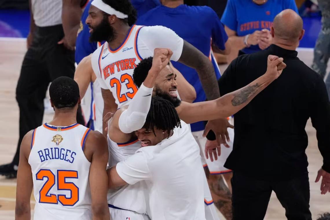 NBA: Los Knicks protagonizaron una remontada épica y quedaron a un triunfo del título