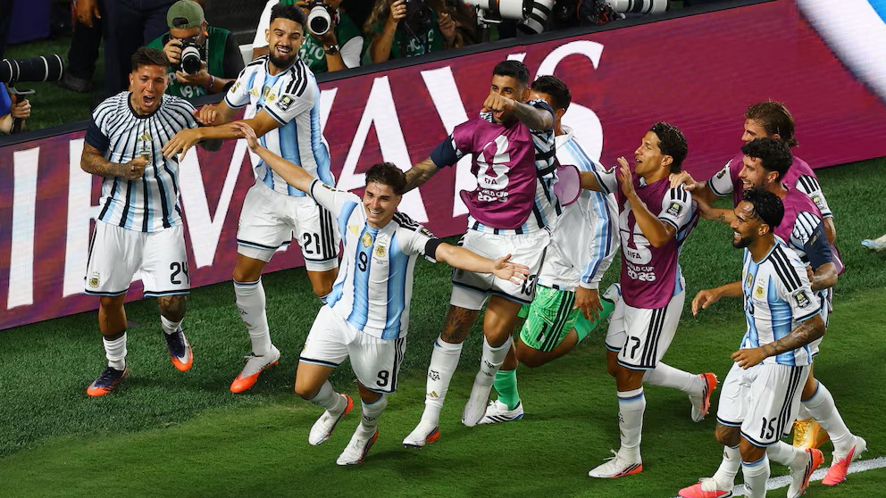 Argentina derrotó a Suiza en el alargue y está en las semifinales 