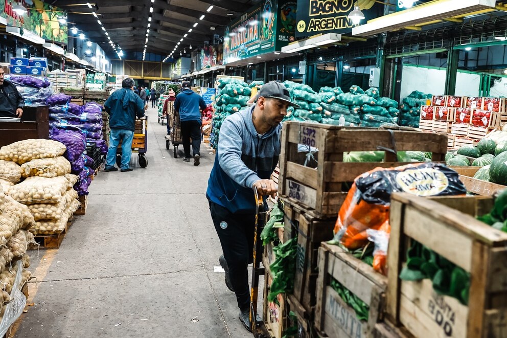 La inflación mayorista fue del 0,8% en julio y acumuló 31,1% en los últimos 12 meses