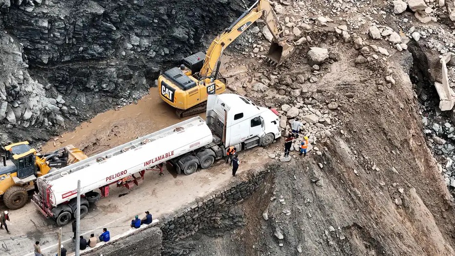 Casi 500 afectados y graves daños tras el terremoto: Perú declaró la emergencia por 60 días