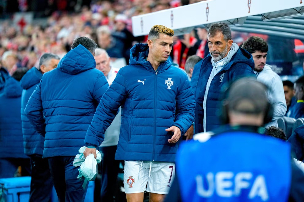 Escándalo en Portugal: Cristiano Ronaldo, en tensión con el DT, abandonó la concentración