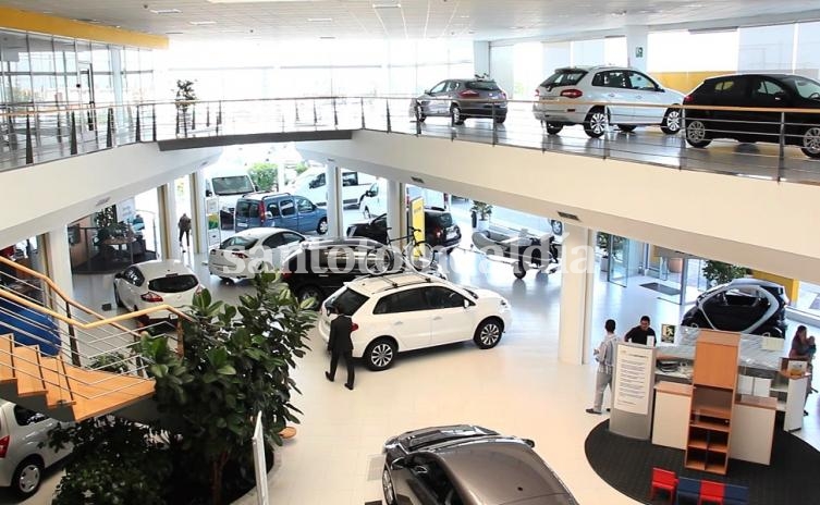 En Santa Fe cayó un 17% el patentamiento de autos