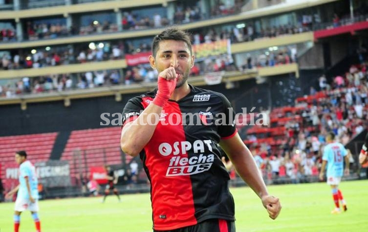 Alan Ruiz dijo que al único club que volvería es a Colón