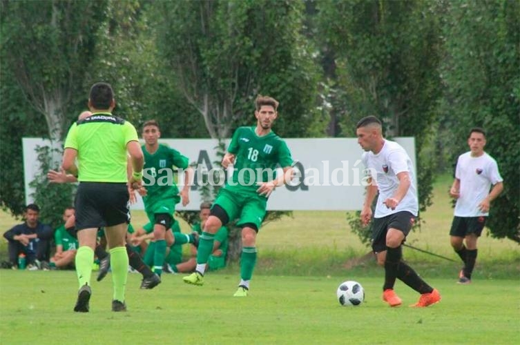 Colón perdió 1-0 con Racing de Montevideo en un amistoso