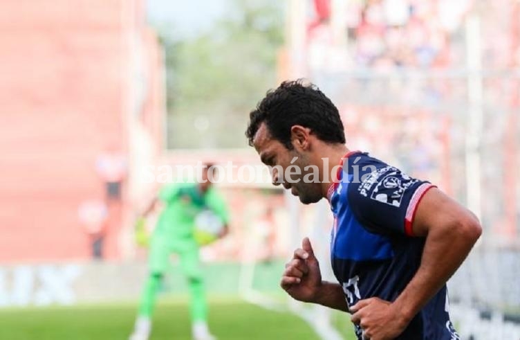 Se sumó un nuevo interesado en Lucas Gamba