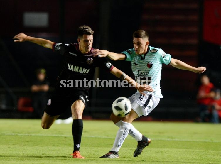 A Colón se le escapó de manera increíble: 1-2 ante Lanús 