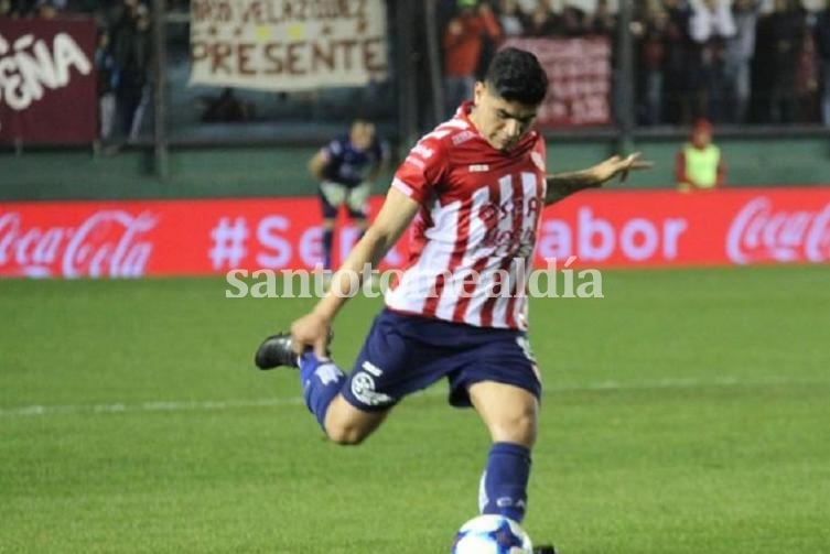 Unión pierde a Claudio Aquino por un tiempo