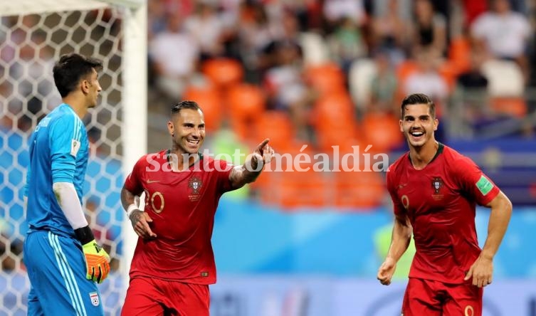 Portugal empató con Irán y sigue en carrera.