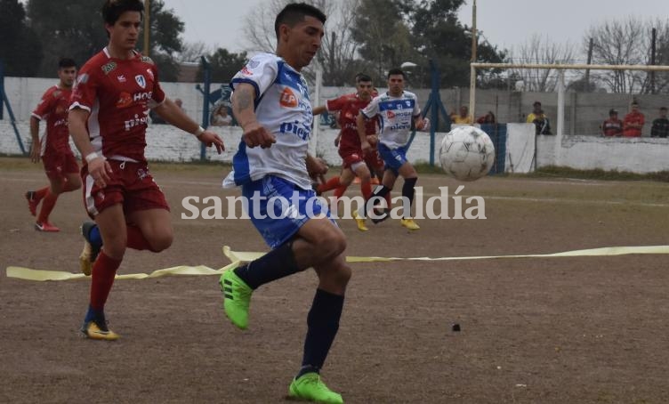 Atenas e Independiente quedaron en deuda