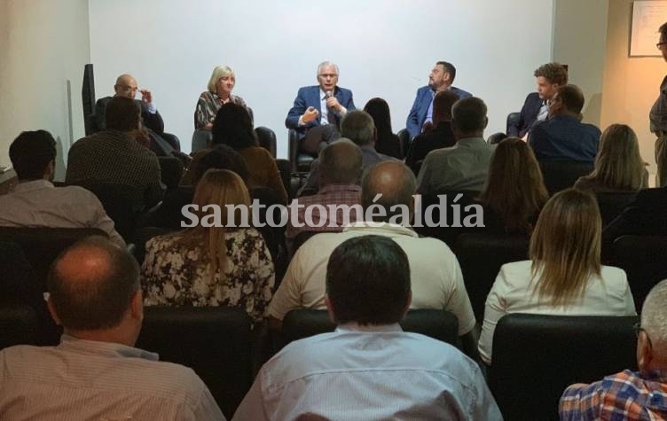 Baltasar Garzón visitó la sede de Festram