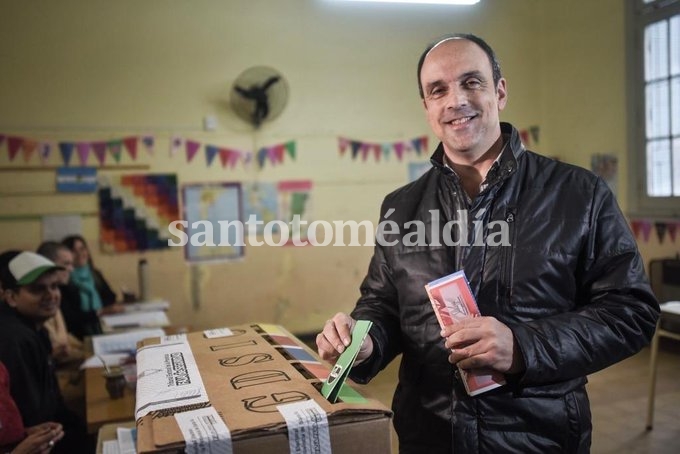 José Corral: “Convocamos a todos los santafesinos a votar y hacerlo en positivo”
