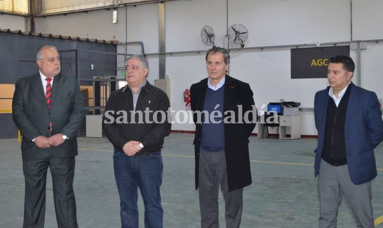 Las principales autoridades del Correo Argentino y de FOECYT, durante la inauguración. (Foto: Prensa FOECYT)