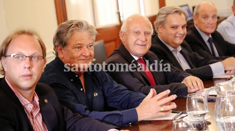Lifschitz ratificó su “predisposición para facilitar y ayudar en todo lo posible en la transición