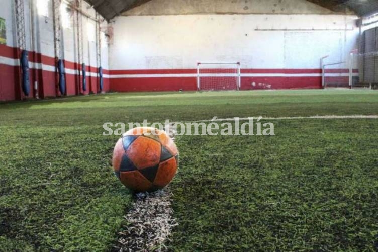Suspenden el funcionamiento de gimnasios, fútbol 5, clubes y actividades religiosas