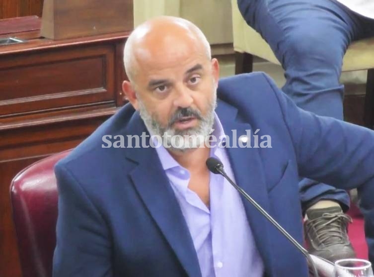 Palo Oliver solicitó información sobre las resoluciones que otorgaron licencias para el juego on line 
