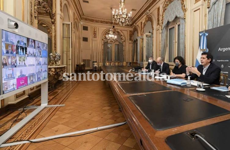 Perotti analizó el plan de vacunación y la compra de vacunas junto a Nación 