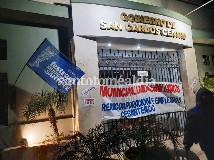 Municipales de San Carlos Centro realizan un paro por tiempo indeterminado